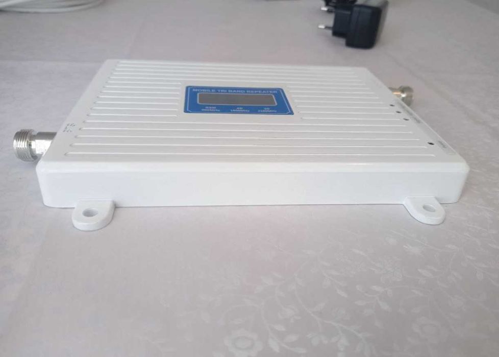 сетевой усилитель для мобильного телефона