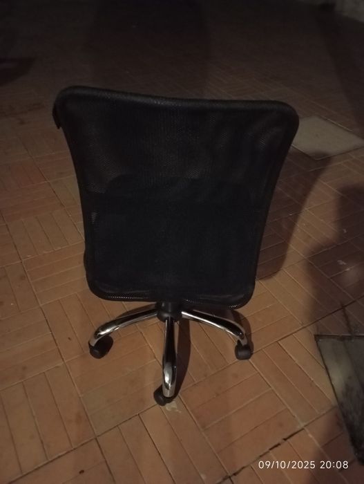 Cadeira de escritório NOVA