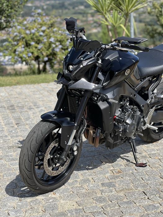 Yamaha MT-09 CP3 - AKRAPOVIC