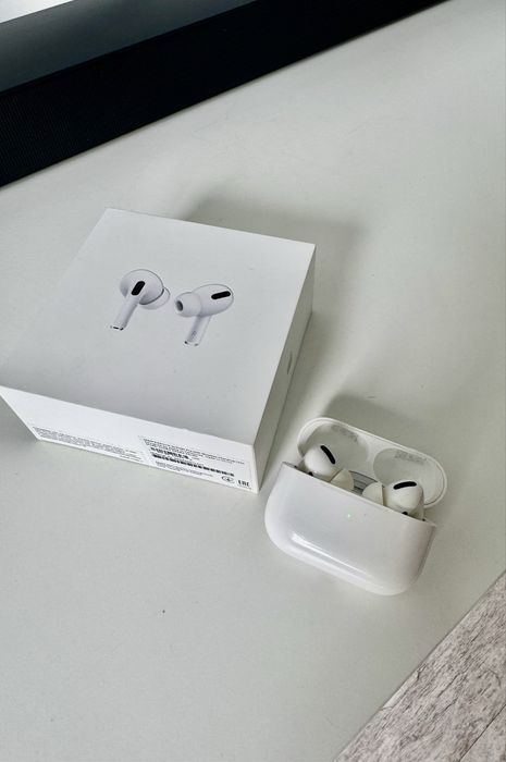 Навушники Apple AirPods Pro 1gen
