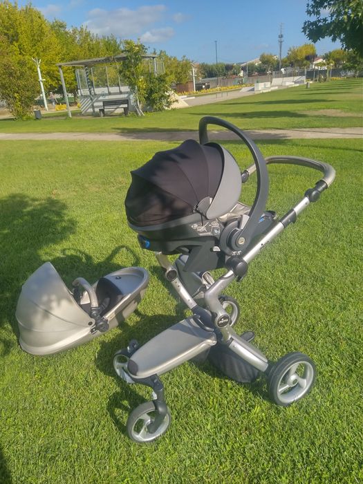 Carrinho de bebê Mima trio