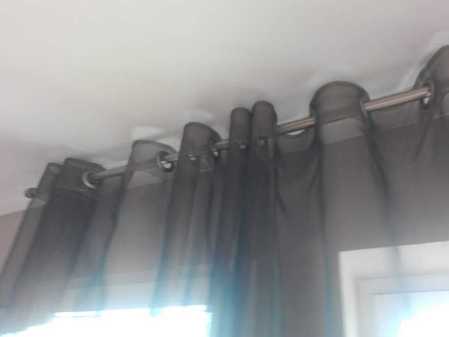 cortinados em organza com varão em inox