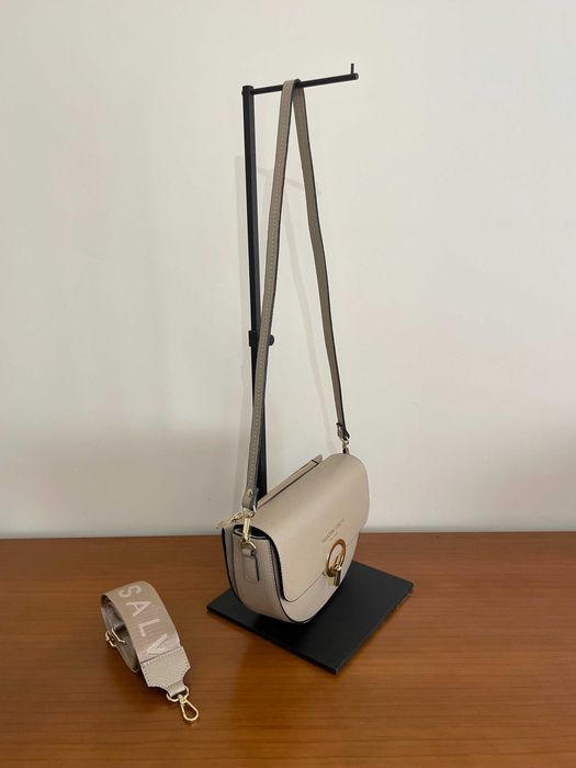 Mala tiracolo de pele nova para mulher