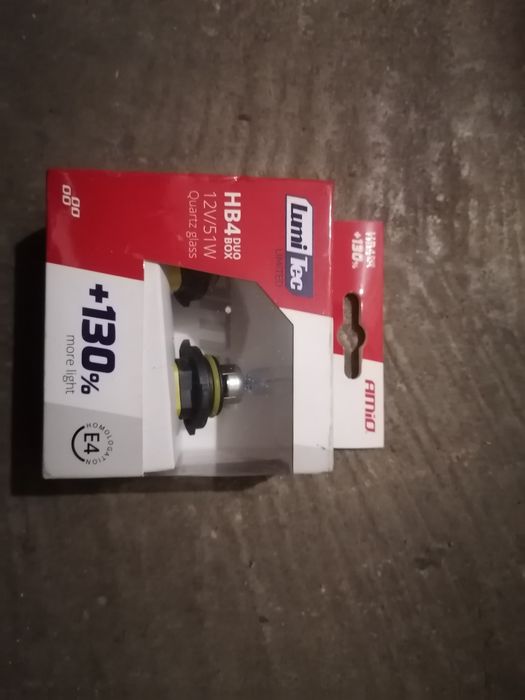 Komplet Zarowkek hb4