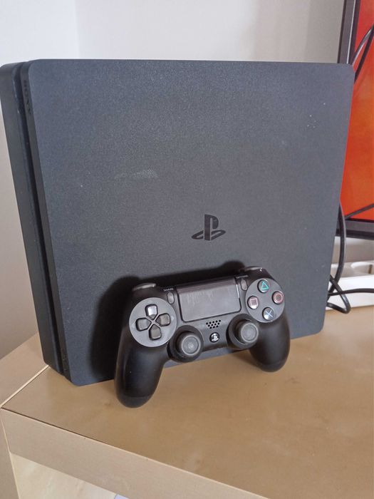 PlayStation 4 Slim (Descrição)
