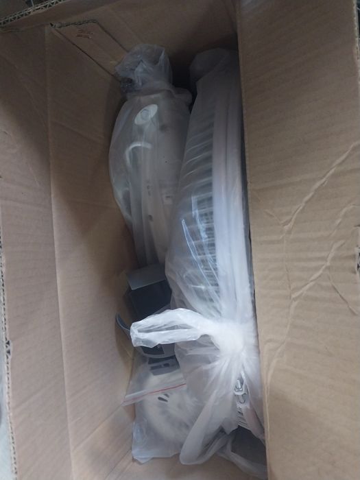 Вентилятор напольний 700 грн