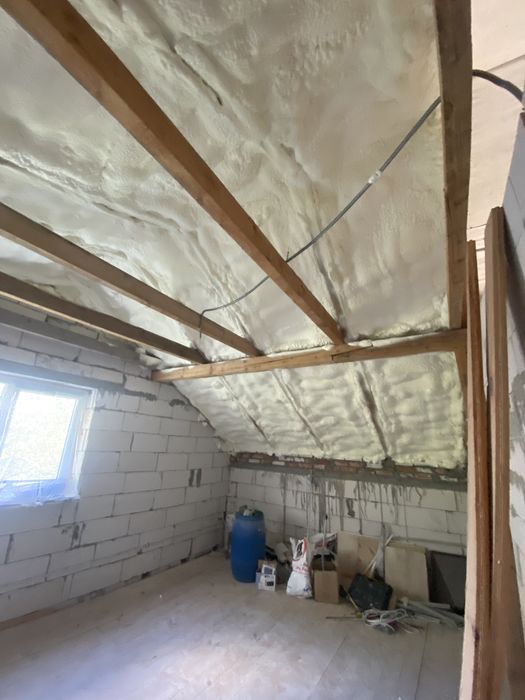 Утеплення даху. Ппу. Утеплення піною. Ангарів. Поліуретаном.