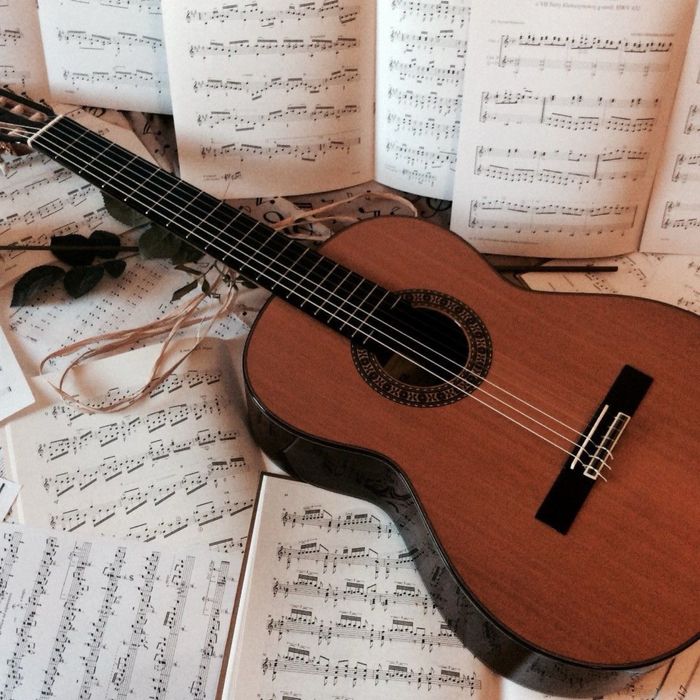 lekcje gry na gitarze