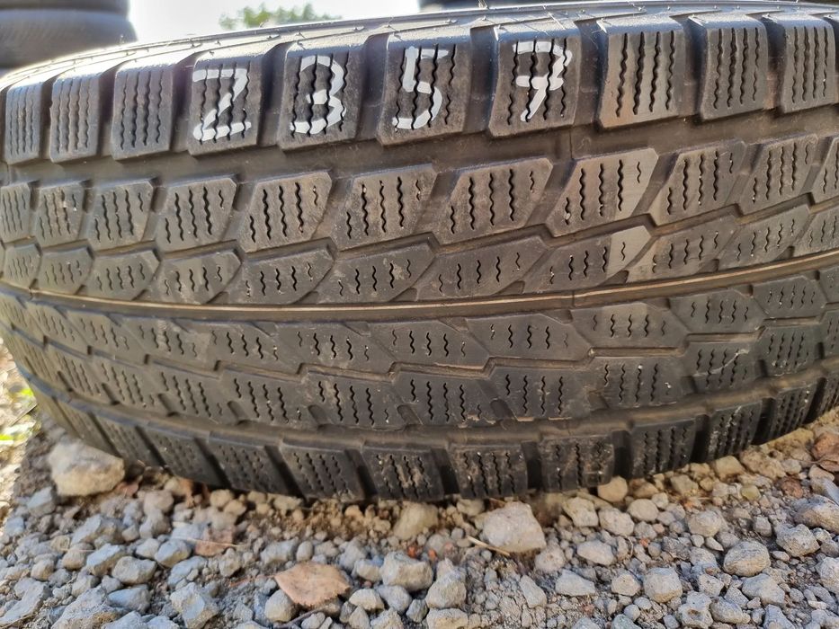 FALKEN 215/70R16C 108/106T EUROWINTER HS437 VAN (1szt.)/ (1x5,0) (1x2116) Z357