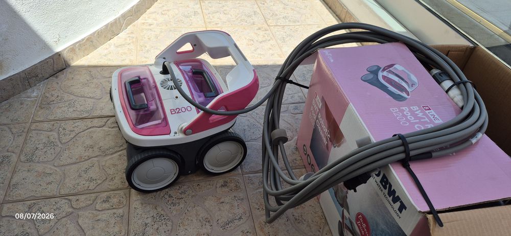Robo piscina bwt b200