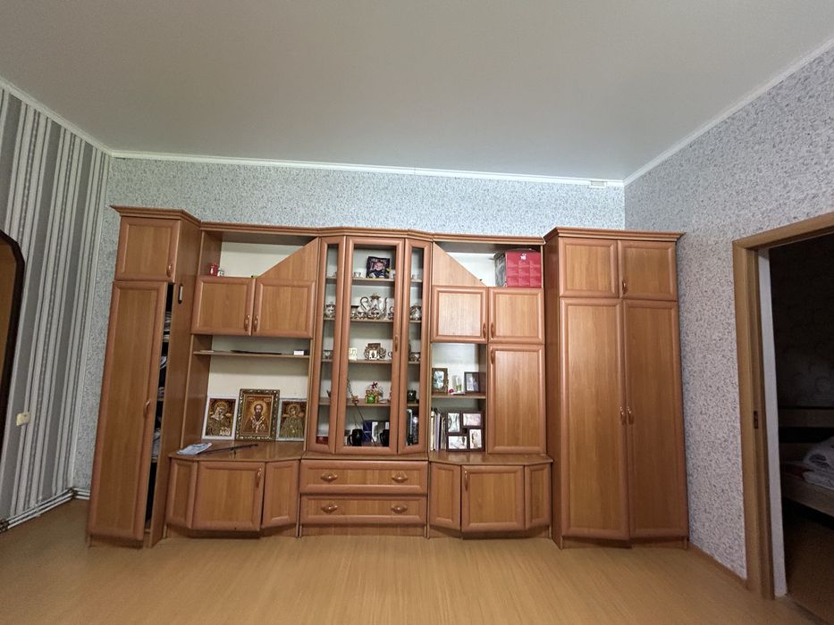 Стінка «вікторія»