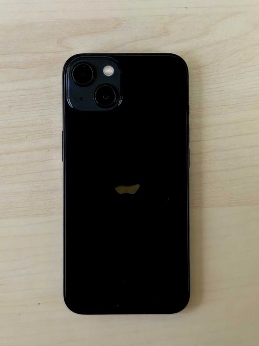 iPhone 13 Midnight Black — 256GB — Como Novo + Capa Armour