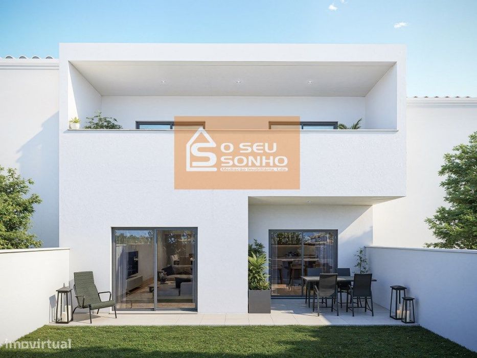 Lote com Projeto Aprovado para Moradia T4 no Centro de São Brás de ...