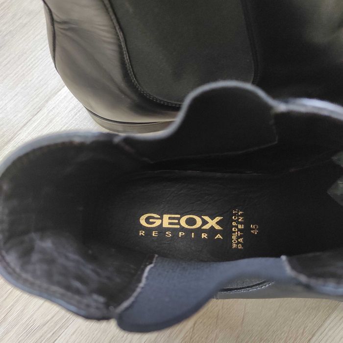 Шкіряні чоловічі напівчоботи фірми GEOX 45 розм.