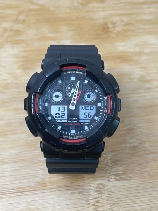 Casio G-Shock GA-100 — оригінал