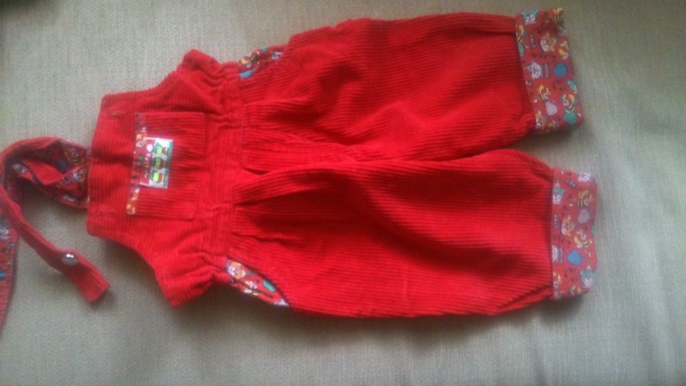 spodenki sztruksowe czerwone