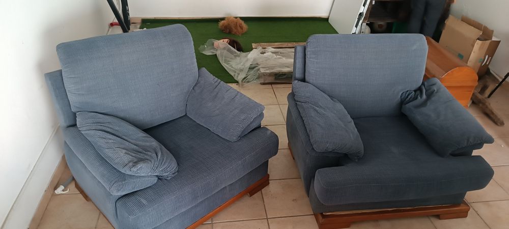 Sofa e duas poltronas