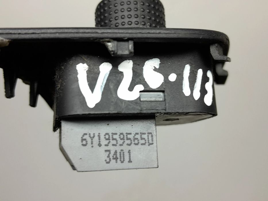 Interruptor / Botao (Espelhos) SKODA Fabia I Hatchback (6Y2)