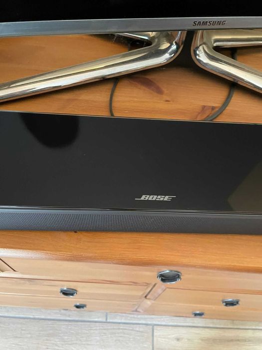 Bose 700 komplet 5.1 – Soundbar + Bass Module + Surround | stan bdb