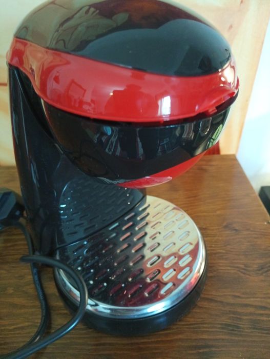 Maquina de café Filtro - Nova! - Compativel com cápsulas DolceGusto