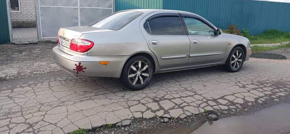 Продам Nissan Maxima QX