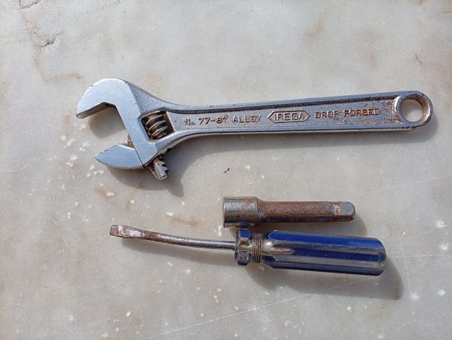 Various Tools447424942111477760