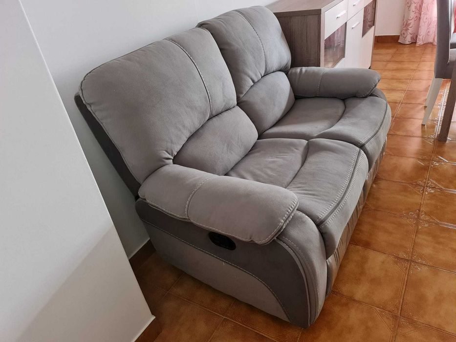 Sofá 2 lugares com assentos extensíveis