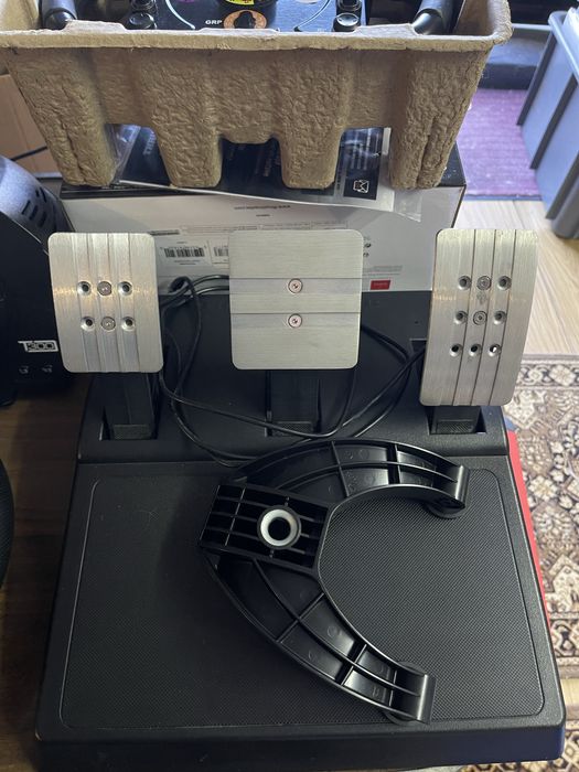 Thrustmaster T300 RS GT - Volante Ferrari F1