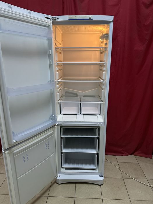 Холодильник Indesit B 18