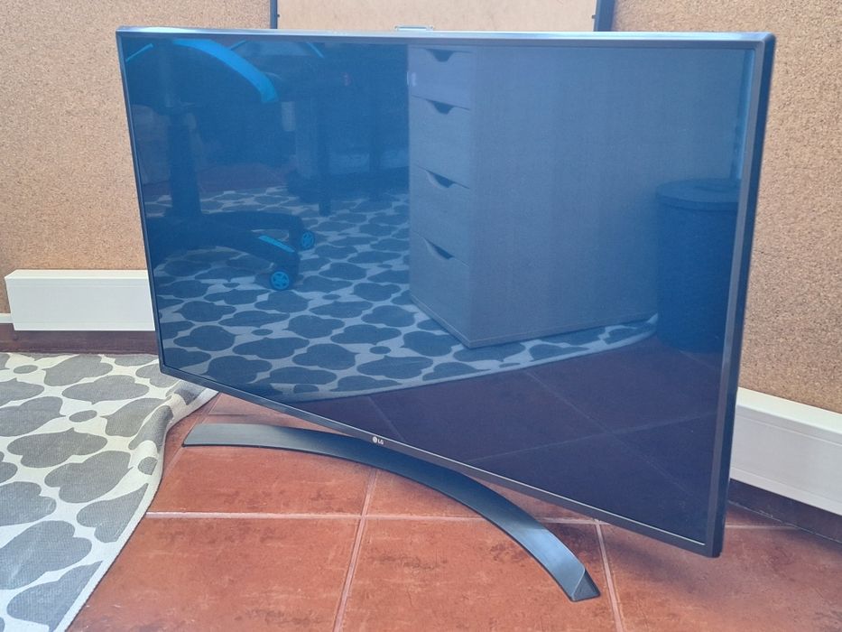 LG SmartTV webOS 108cm