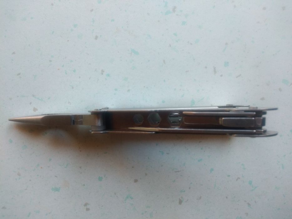 Multitool tool kombinerki