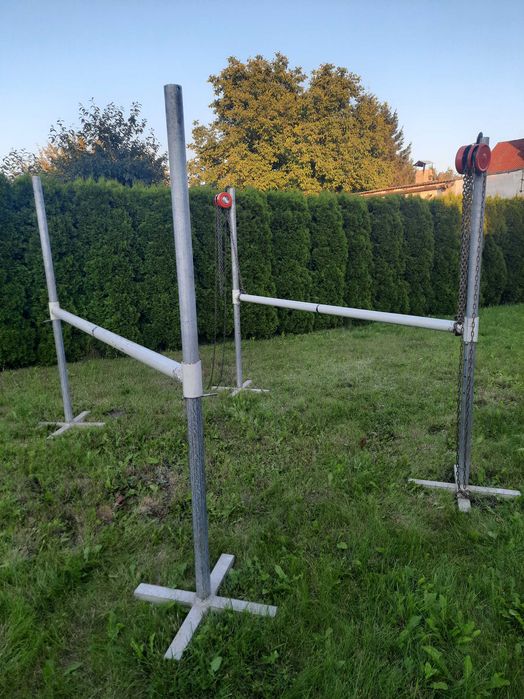 Podnośnik do jachtu, łodzi