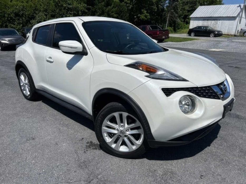 Nissan Juke SL      2017