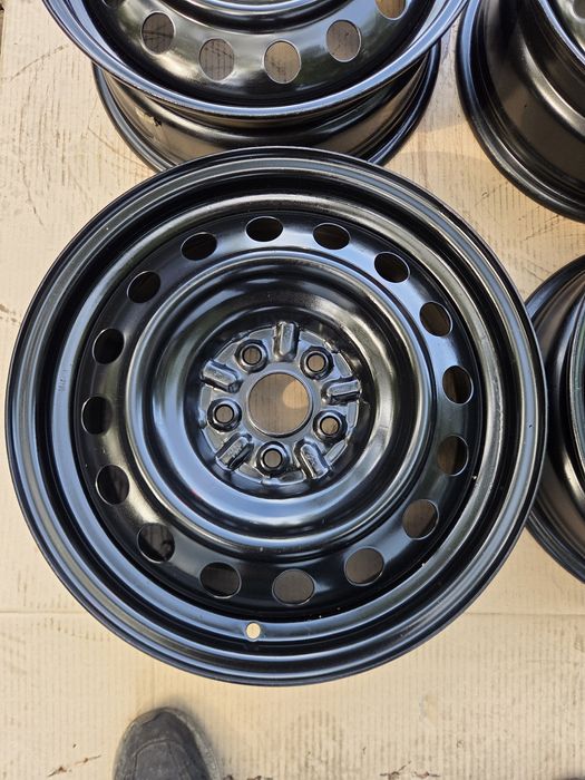 felgi stalowe 16" 5x100 6,5x16 ET 45 TOYOTA AVENSIS PRIUS URBAN