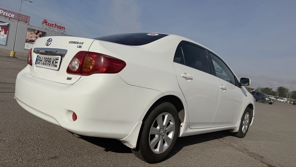 Продам авто Toyota Corolla