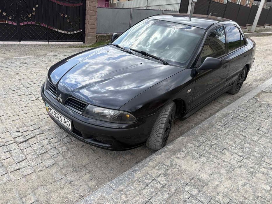 Mitsubishi carisma