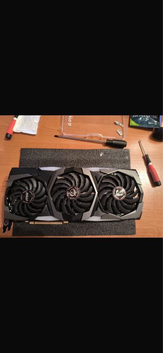 Karta graficzna RTX 2080 po wymianie past zadbana