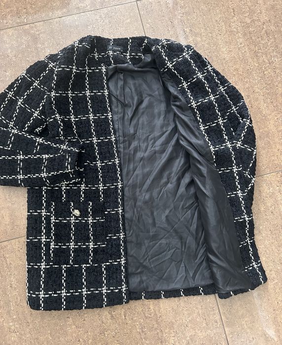 Стильний твідовий піджак