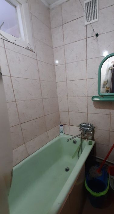 Підселення  для  хлопця  молодого  центр