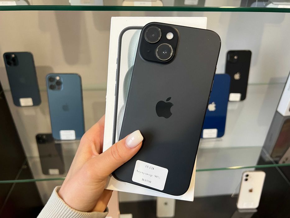 iPhone 15 128 gb Neverlock (фіз сім) / від Магазину + Гарантія / Обмін