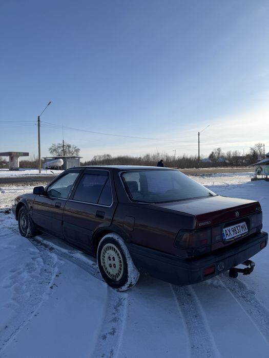Honda Accord хозяйская на полном ходу