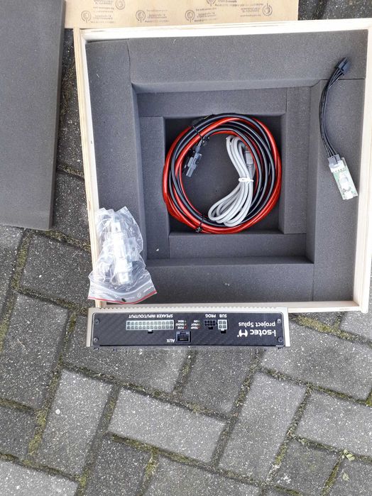 wzmacniacz  I-sotec project 5 Plus  Carbon