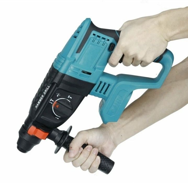 Młotowiertarka do baterii Makita 18V  udarowo-obrotowa SDS Plus