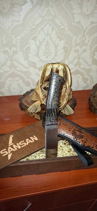 Преміум Ніж для мисливця