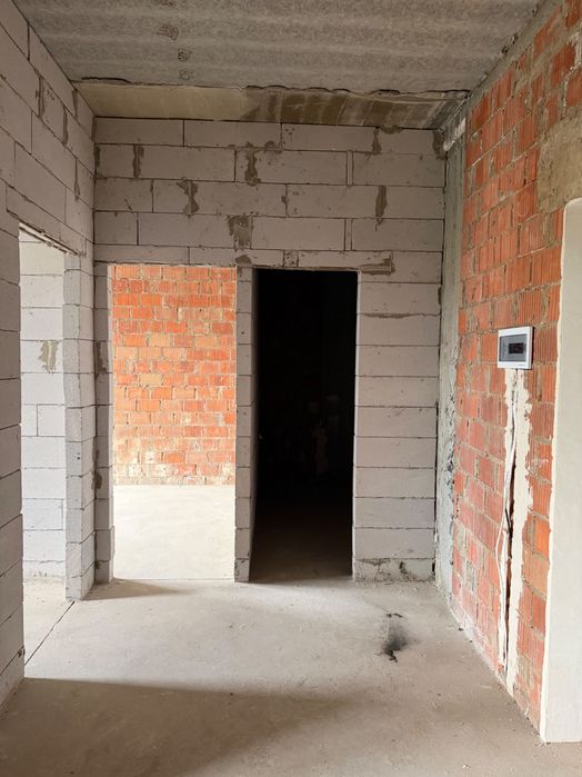 Продається сучасна 2-кімнатна квартира в Тячеві