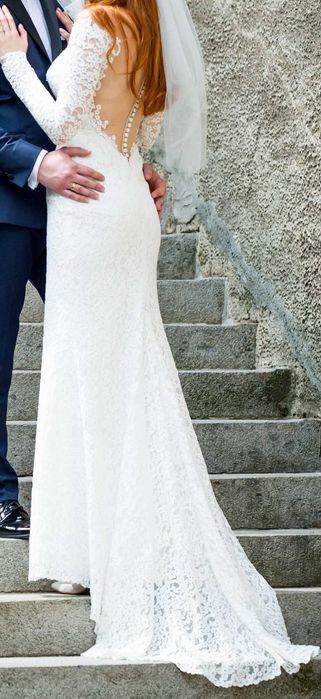 Suknia ślubna syrena tren