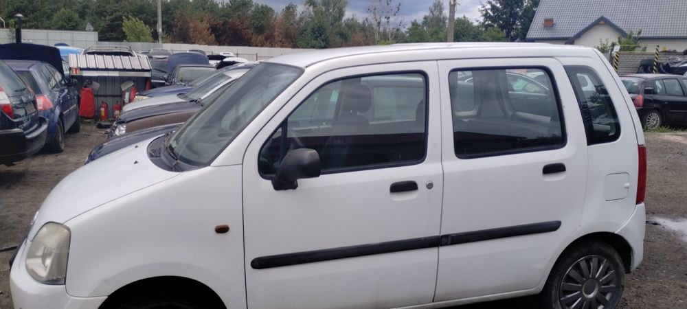 Opel Agila dzwi prawe lewe tył przód inne części