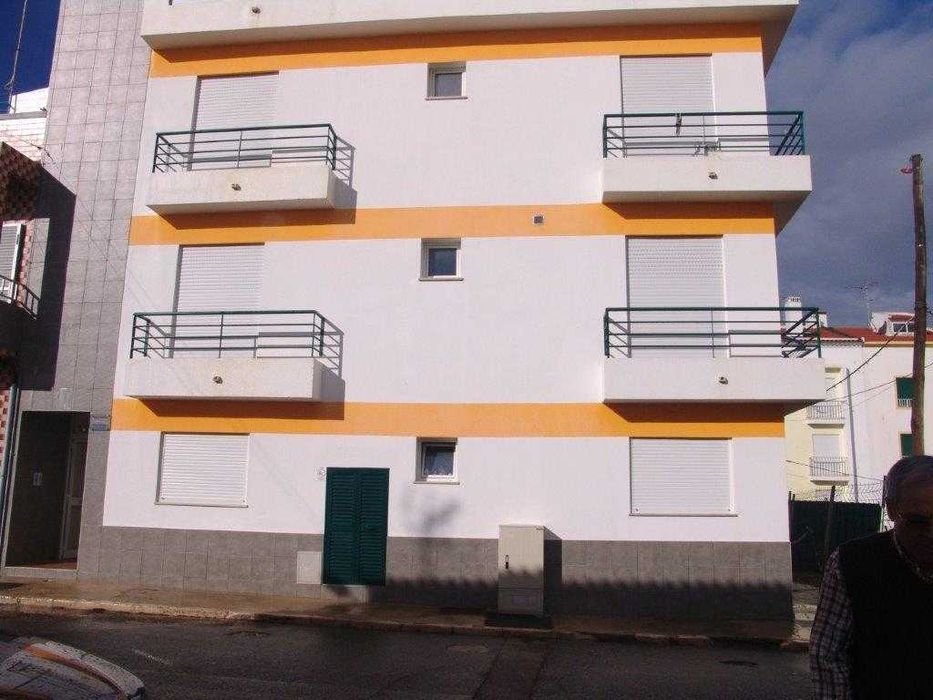 T1 para ferias Mote Gordo Rua  pescador nº75