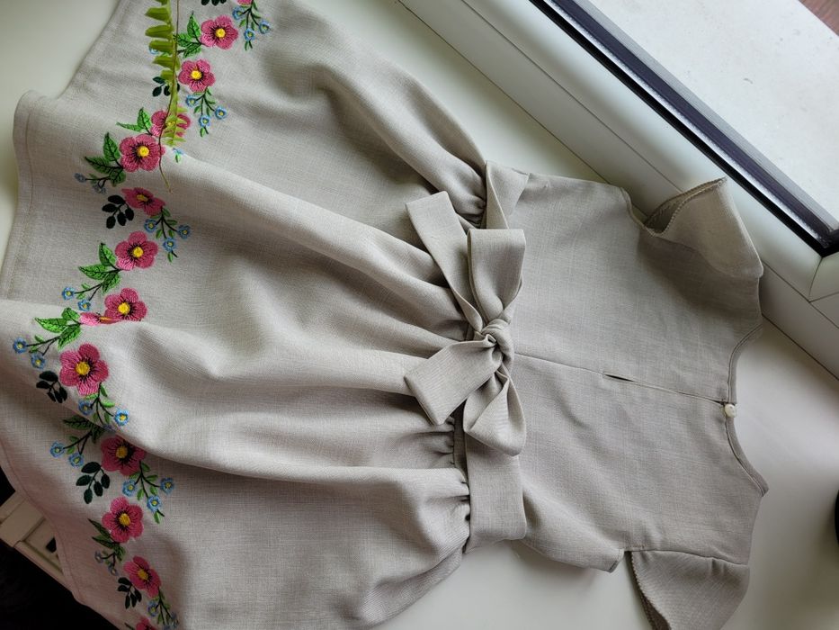 Вишите плаття, спідниця для дівчинки