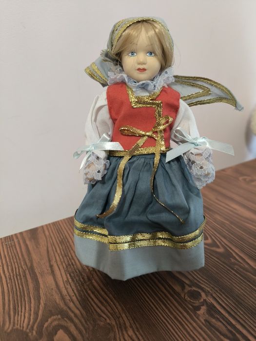 Вінтажна Лялька колекція Народи Світу, сувенір, Чехія